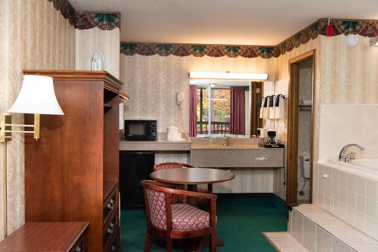 Ozarka Lodge יוריקה ספרינגס מראה חיצוני תמונה